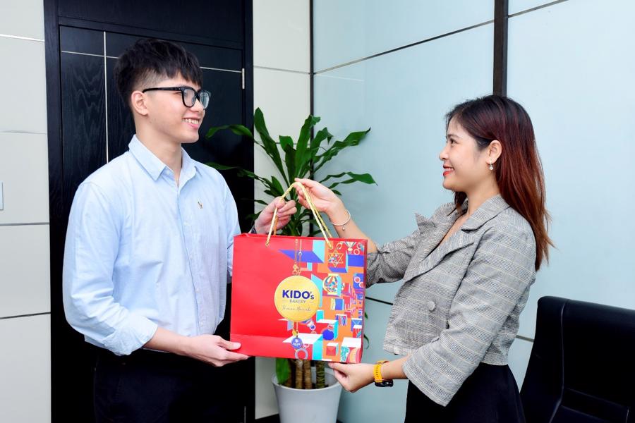 Hạch toán chi phí mua bánh trung thu