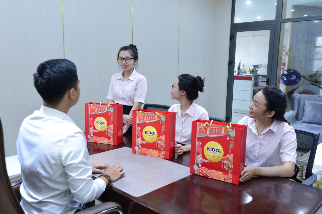 Hạch toán chi phí mua bánh trung thu